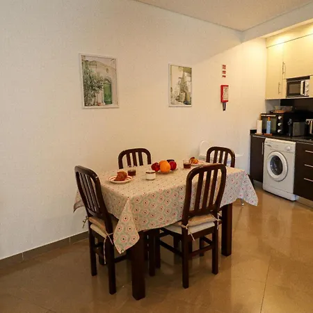 A 50 Metros Do Santuario De Appartement *