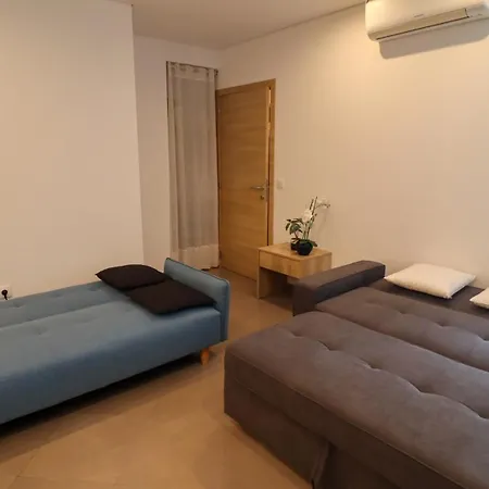 A 50 Metros Do Santuario De